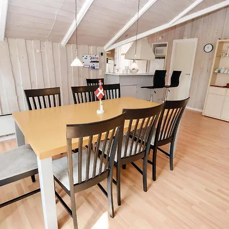 Holiday home Four-bedroom Holiday In Sydals *